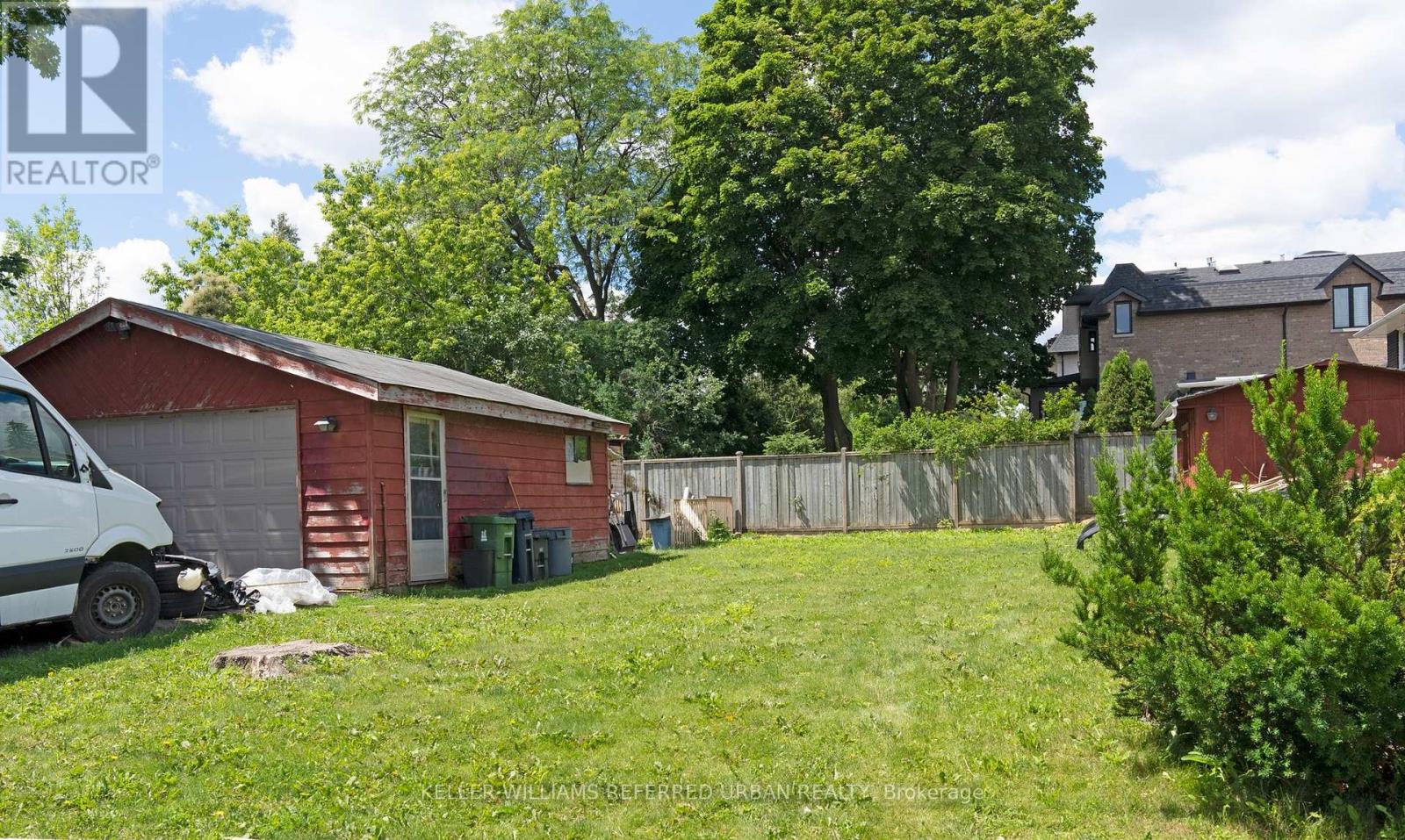 153 Newton Drive, Toronto, Ontario M2M 2N4 - Photo 2 - C13445996