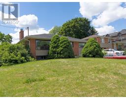 153 NEWTON DRIVE, Toronto, Ontario