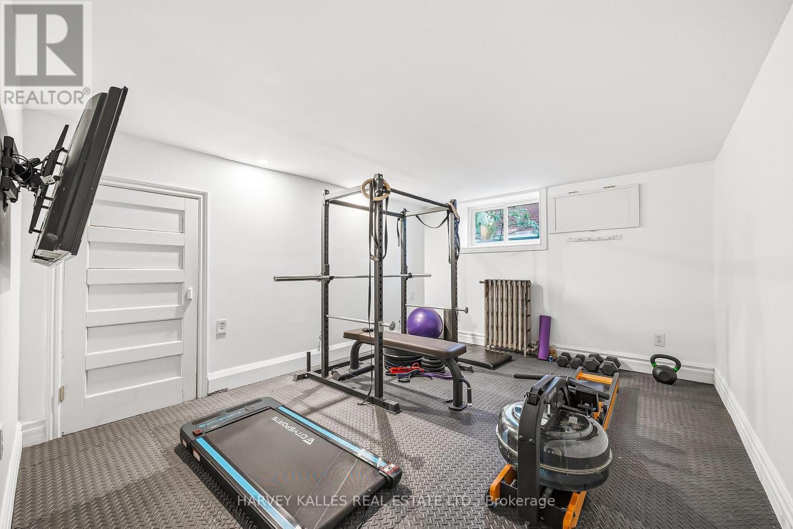 139 Hammersmith Avenue, Toronto, Ontario  M4E 2W5 - Photo 23 - E13420218
