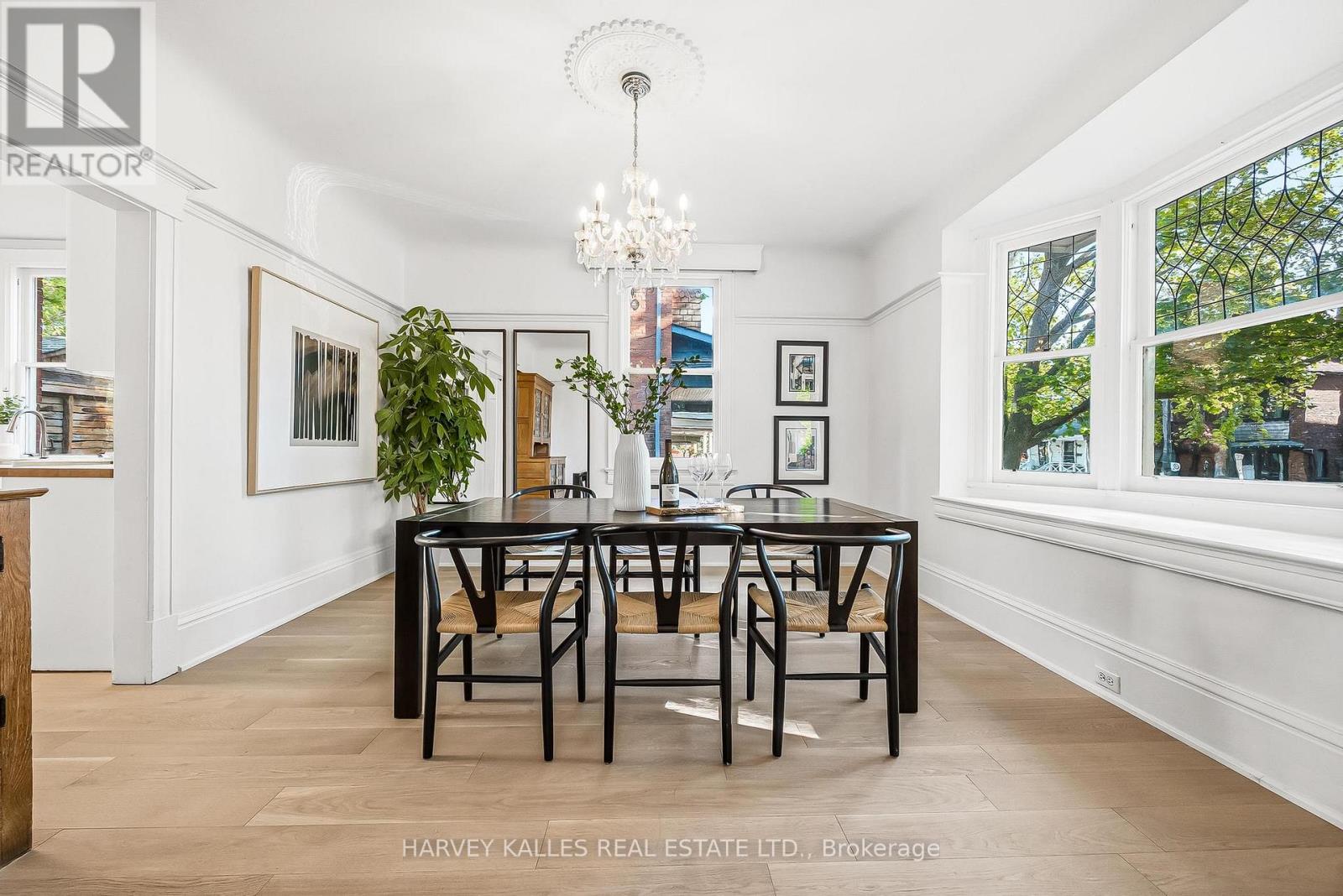 139 Hammersmith Avenue, Toronto, Ontario  M4E 2W5 - Photo 6 - E13420218