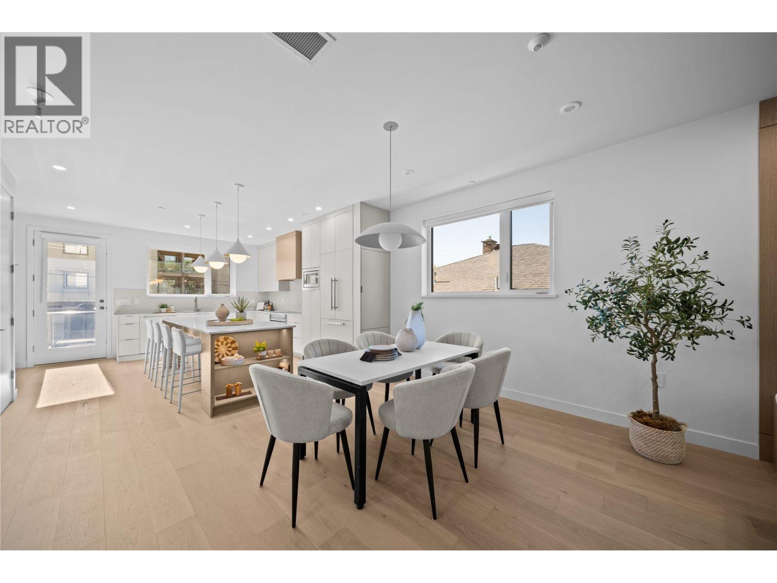 3 4963 Chester Street, Vancouver, British Columbia  V5W 3A7 - Photo 4 - R3138424