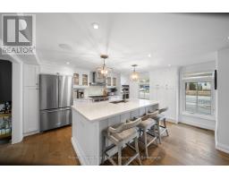 36 MISSISSAUGA ROAD N, Mississauga, Ontario