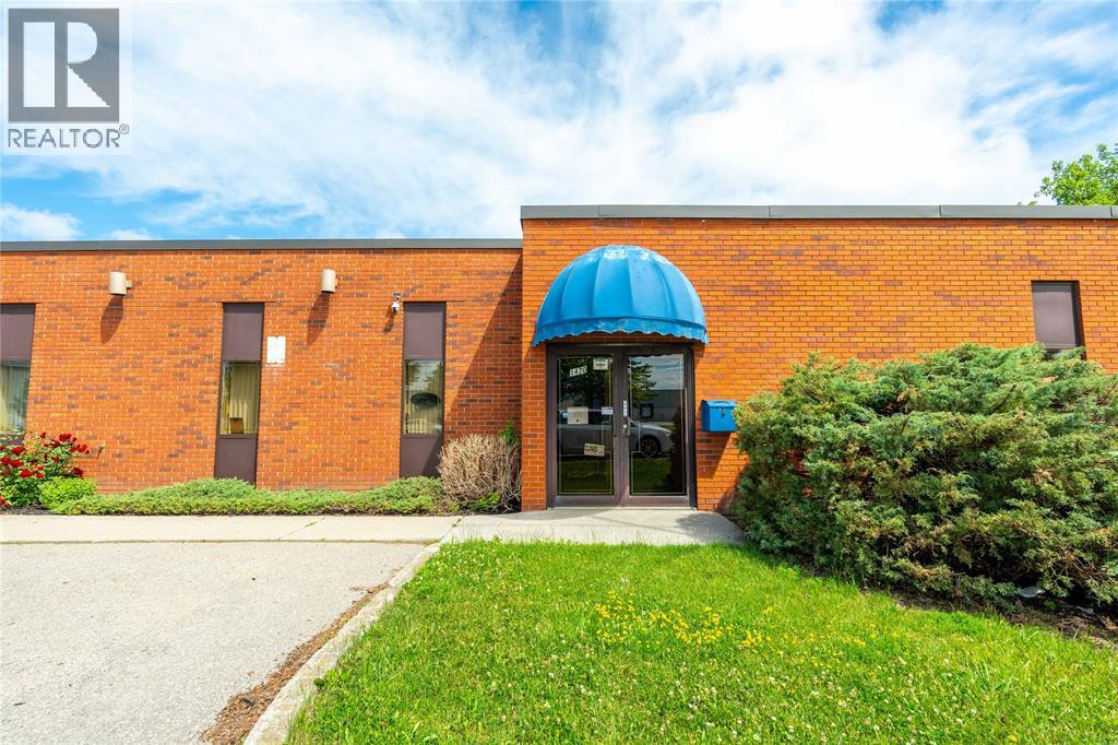 1420 Lougar Avenue, Sarnia, Ontario  N7S 5N4 - Photo 10 - 26014962