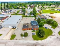 1420 LOUGAR AVENUE, Sarnia, Ontario