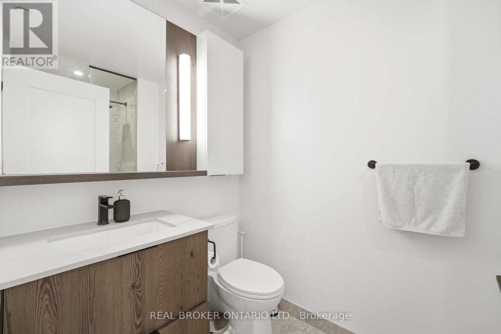 1103 - 5 Defries Street, Toronto, Ontario  M5A 0W7 - Photo 11 - C13479934