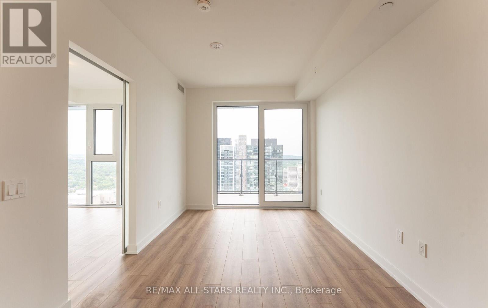 4006 - 634 Church Street, Toronto, Ontario  M4Y 2G3 - Photo 2 - C13480000