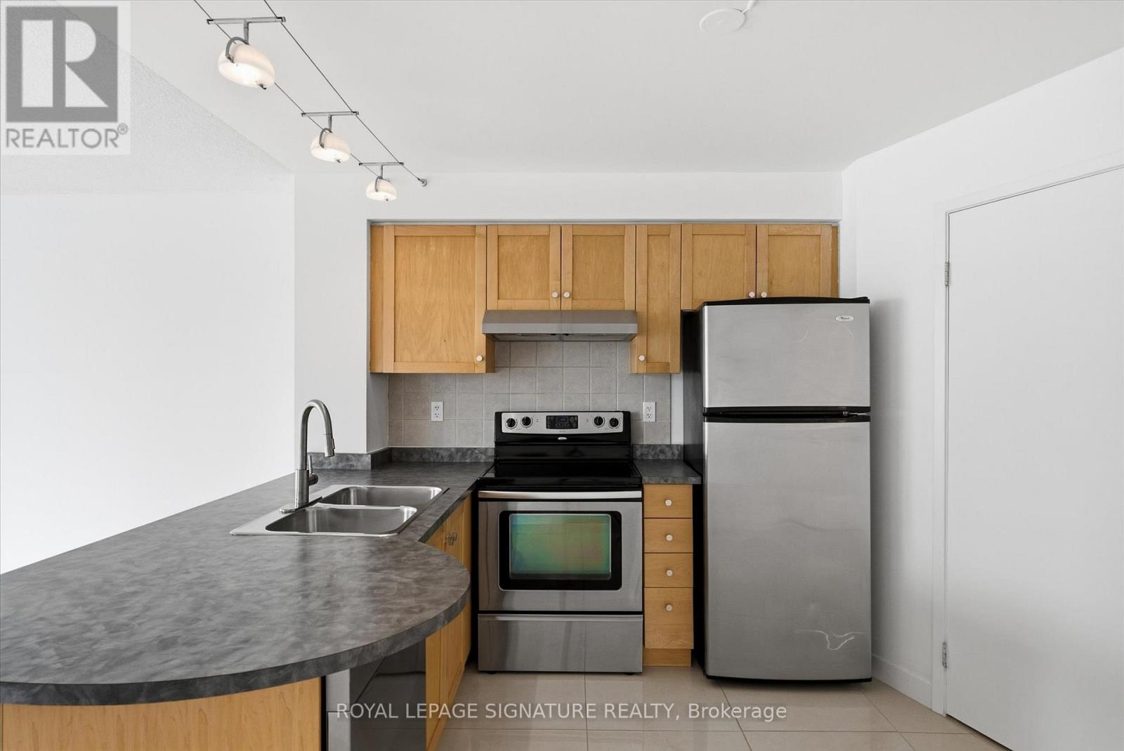 1605 - 650 Queens Quay W, Toronto, Ontario M5V 3N2 - Photo 10 - C13480018
