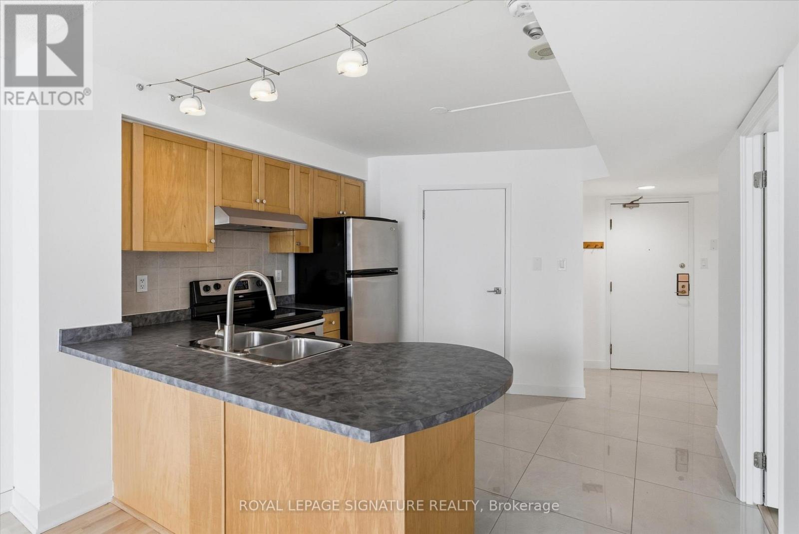 1605 - 650 Queens Quay W, Toronto, Ontario M5V 3N2 - Photo 12 - C13480018