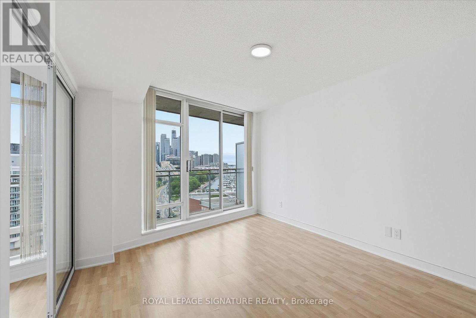 1605 - 650 Queens Quay W, Toronto, Ontario M5V 3N2 - Photo 4 - C13480018