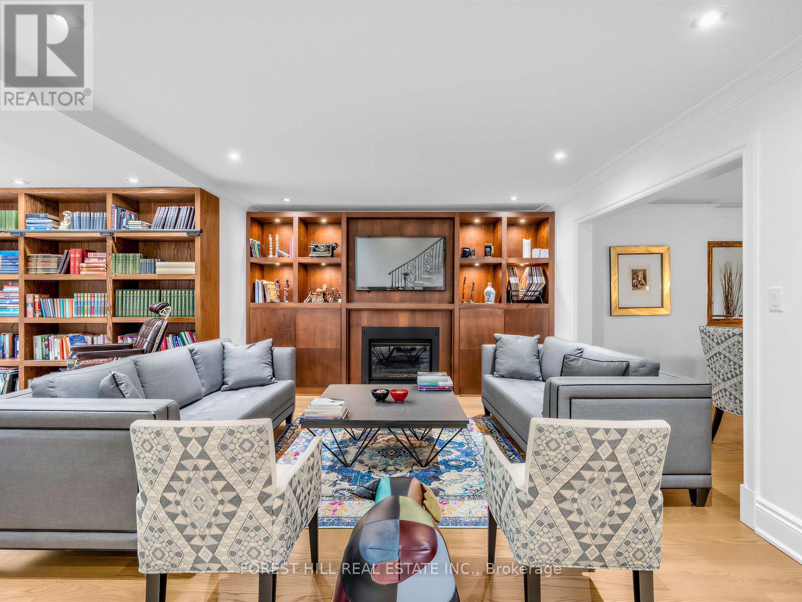 144 Old Forest Hill Road, Toronto, Ontario  M5N 2N8 - Photo 4 - C13480150