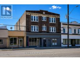 1052 BARTON STREET E, Hamilton, Ontario