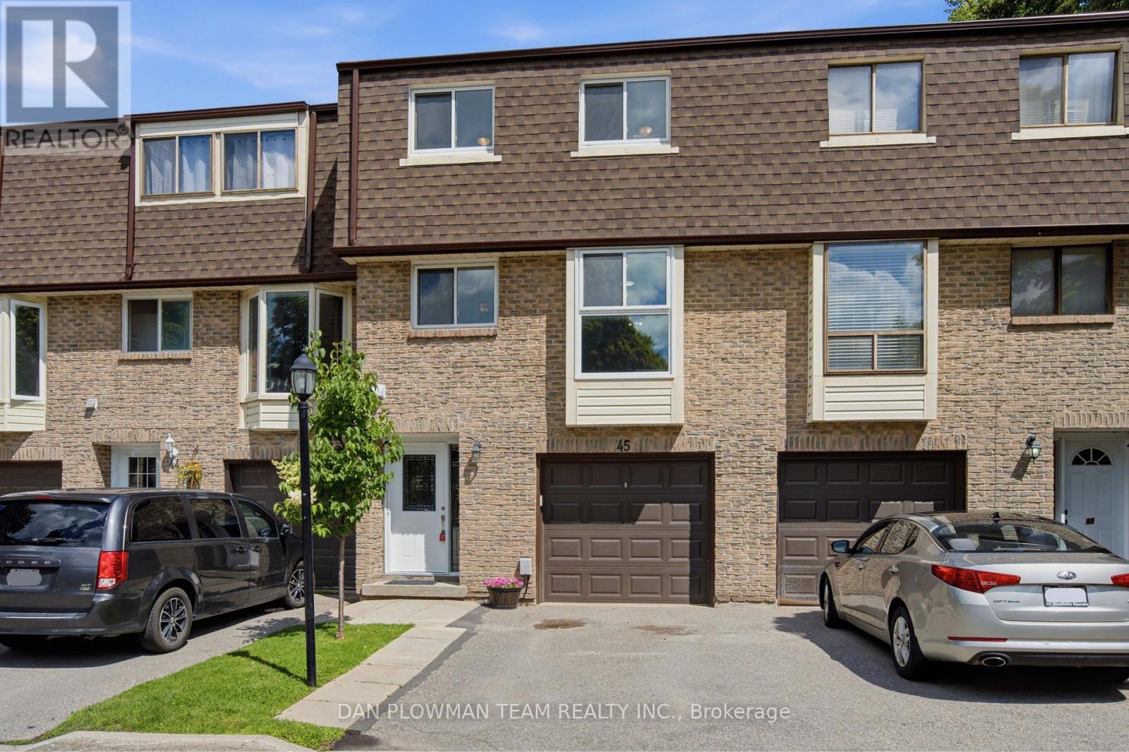 45 - 350 CAMELOT COURT, Oshawa, Ontario