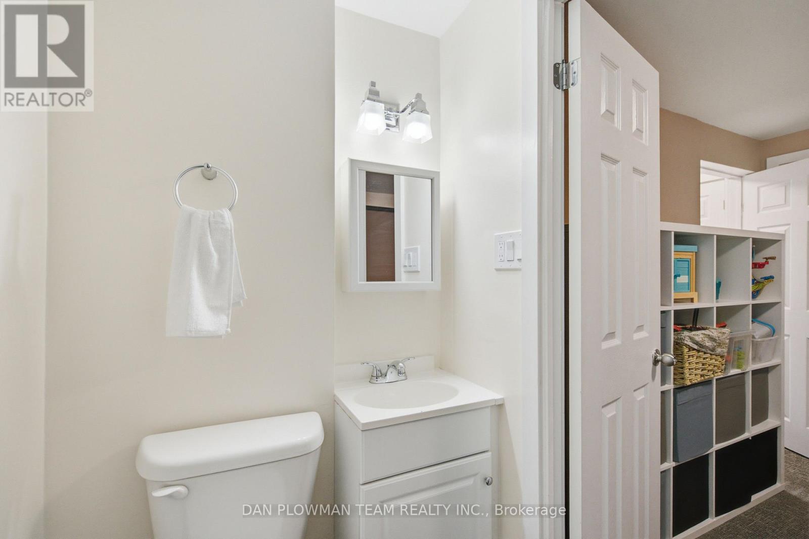 45 - 350 Camelot Court, Oshawa, Ontario L1G 6P7 - Photo 30 - E13480006