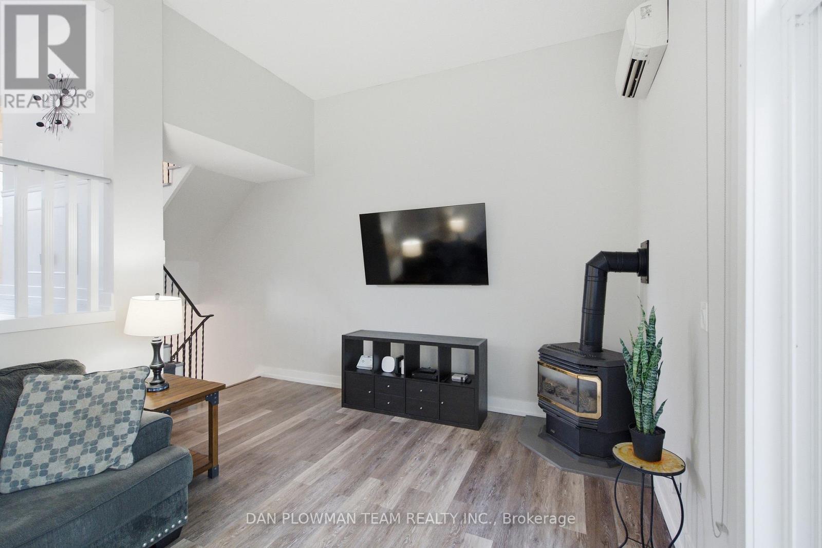 45 - 350 Camelot Court, Oshawa, Ontario L1G 6P7 - Photo 7 - E13480006