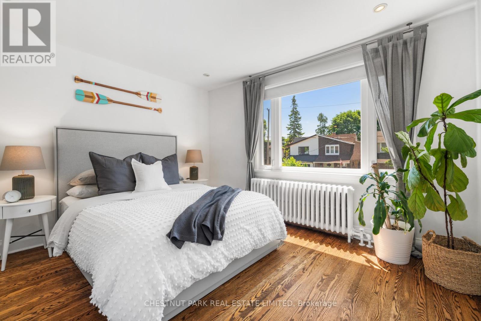 57 Billings Avenue, Toronto, Ontario  M4L 2S3 - Photo 17 - E13480082