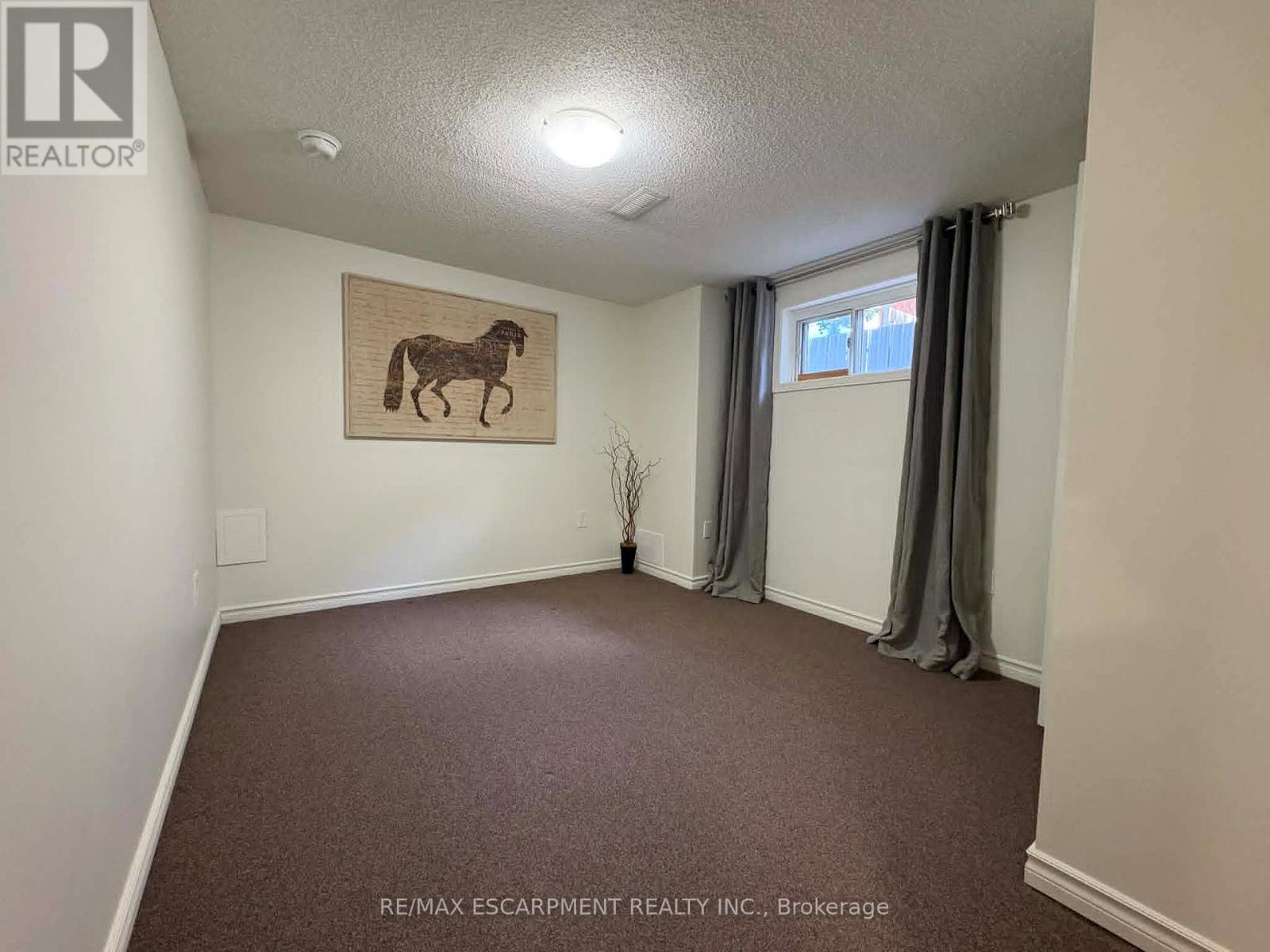 Lower - 29 East 41st Street, Hamilton, Ontario L8T 2Z4 - Photo 7 - X13474800