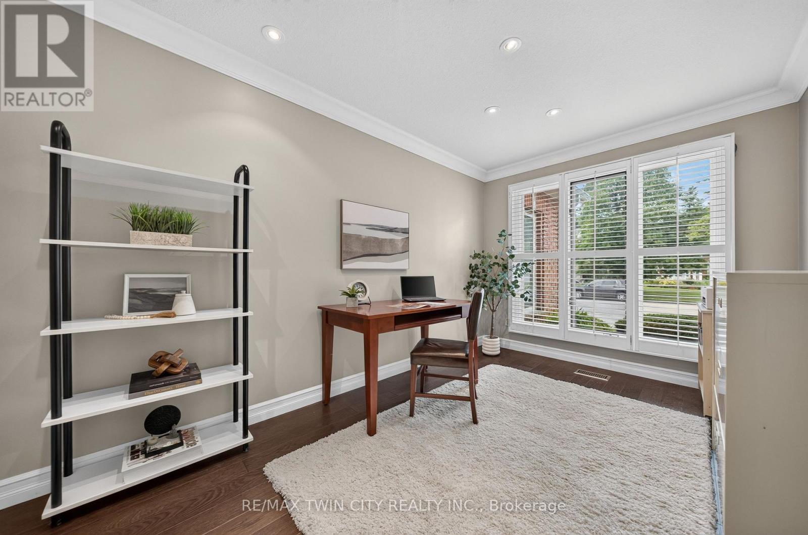 612 Stonebury Crescent, Waterloo, Ontario N2K 3R1 - Photo 9 - X13474932