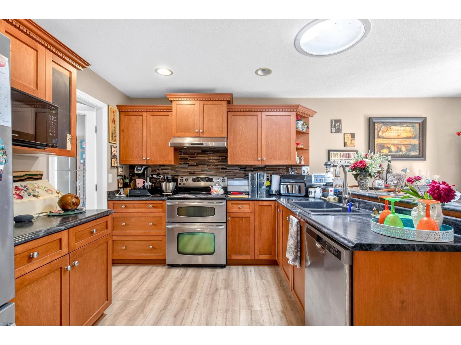 8061 Topper Drive, Mission, British Columbia  V2V 7A8 - Photo 20 - R3138215