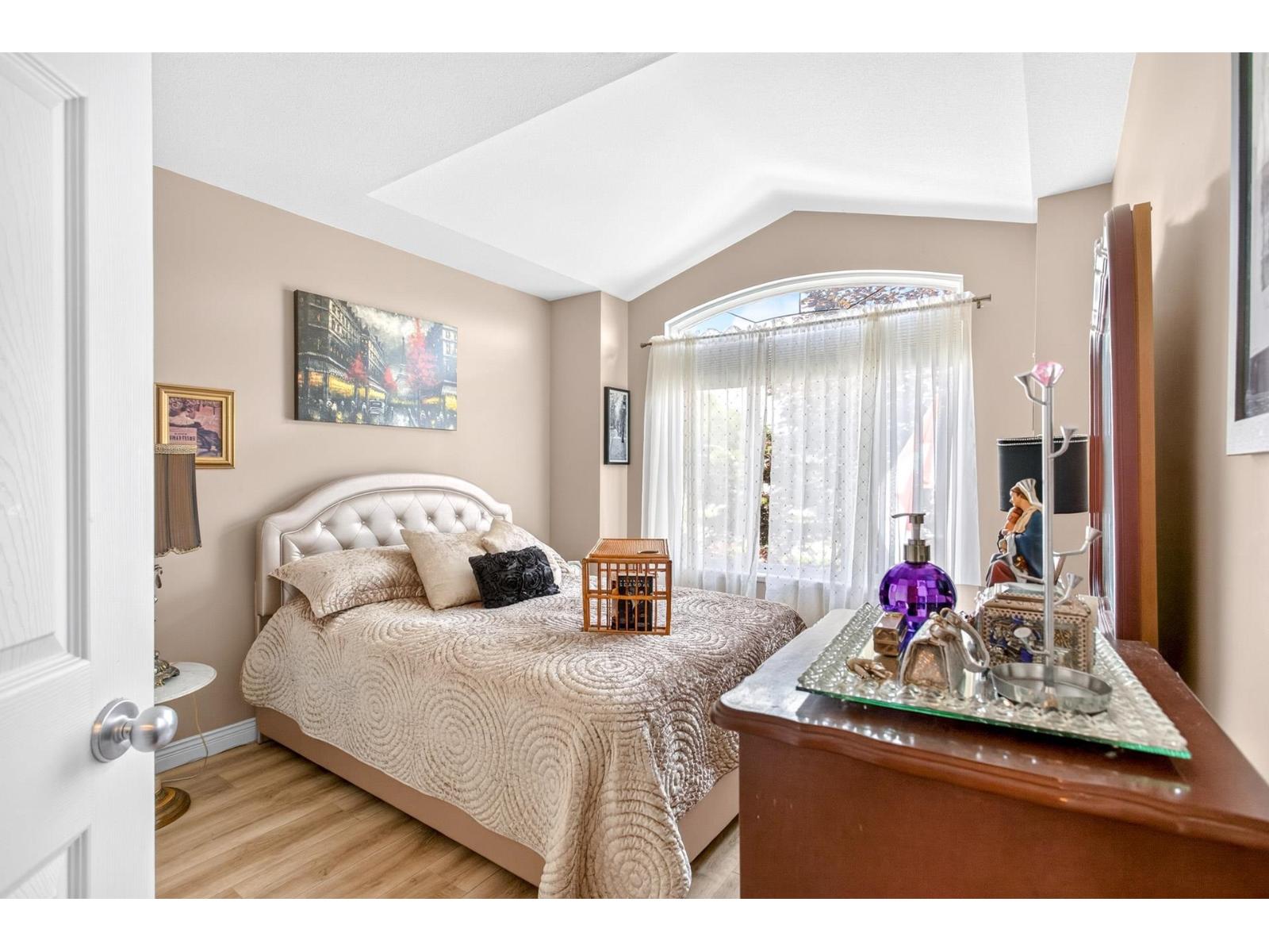 8061 Topper Drive, Mission, British Columbia  V2V 7A8 - Photo 24 - R3138215