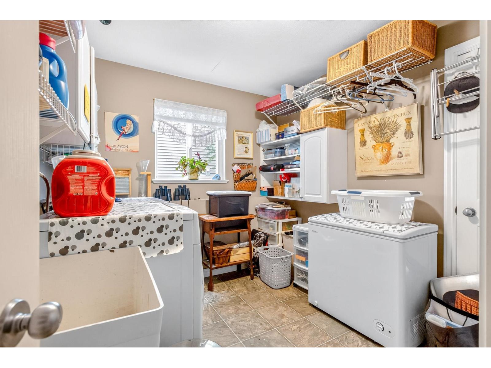 8061 Topper Drive, Mission, British Columbia  V2V 7A8 - Photo 31 - R3138215