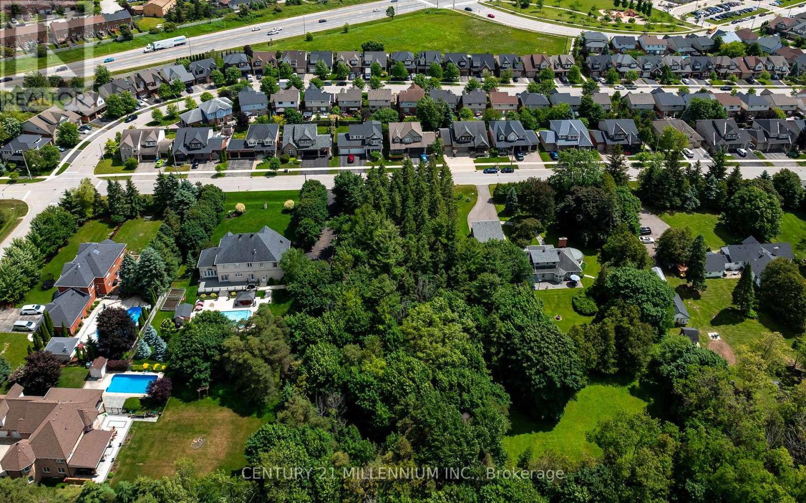 24 Buena Vista Drive, Mono, Ontario  L9W 5K8 - Photo 8 - X13475170