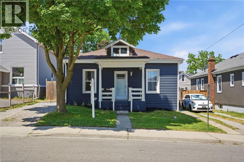 118 Victoria Street, Brantford, Ontario  N3S 3K8 - Photo 2 - 40836796