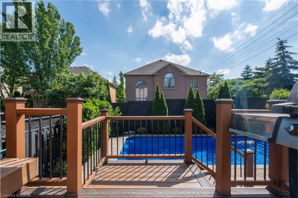 2423 Valley Heights Crescent, Oakville, Ontario  L6H 6X2 - Photo 47 - 40838069