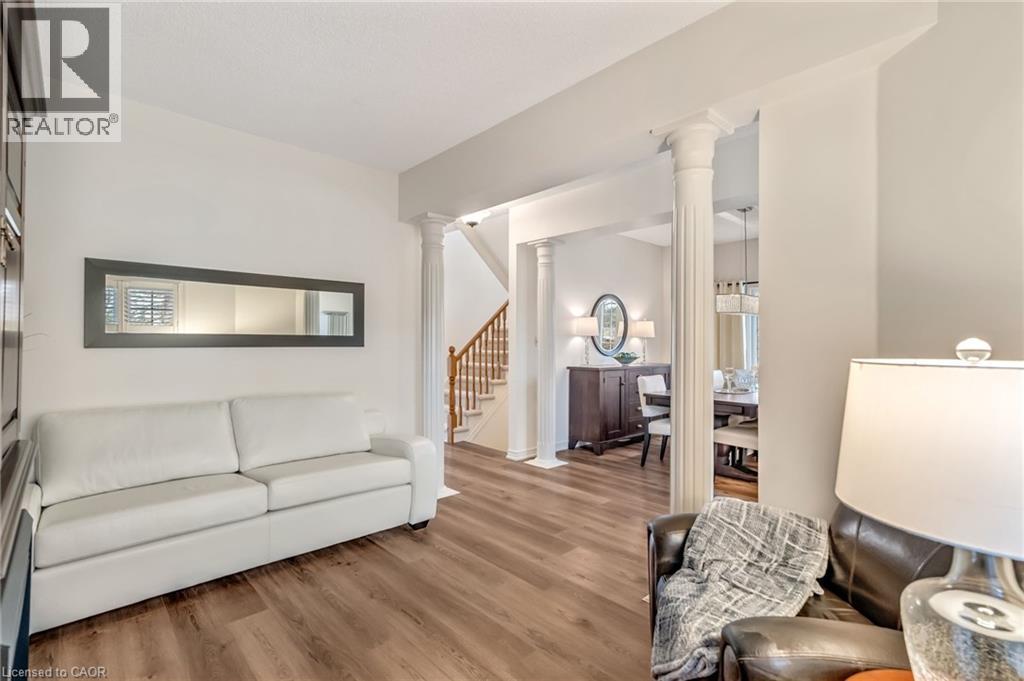 2423 Valley Heights Crescent, Oakville, Ontario  L6H 6X2 - Photo 6 - 40838069