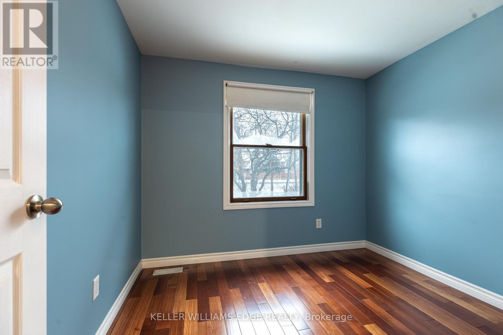 Upper - 598 Mapledale Avenue, London North, Ontario  N5X 2B8 - Photo 5 - X13475472