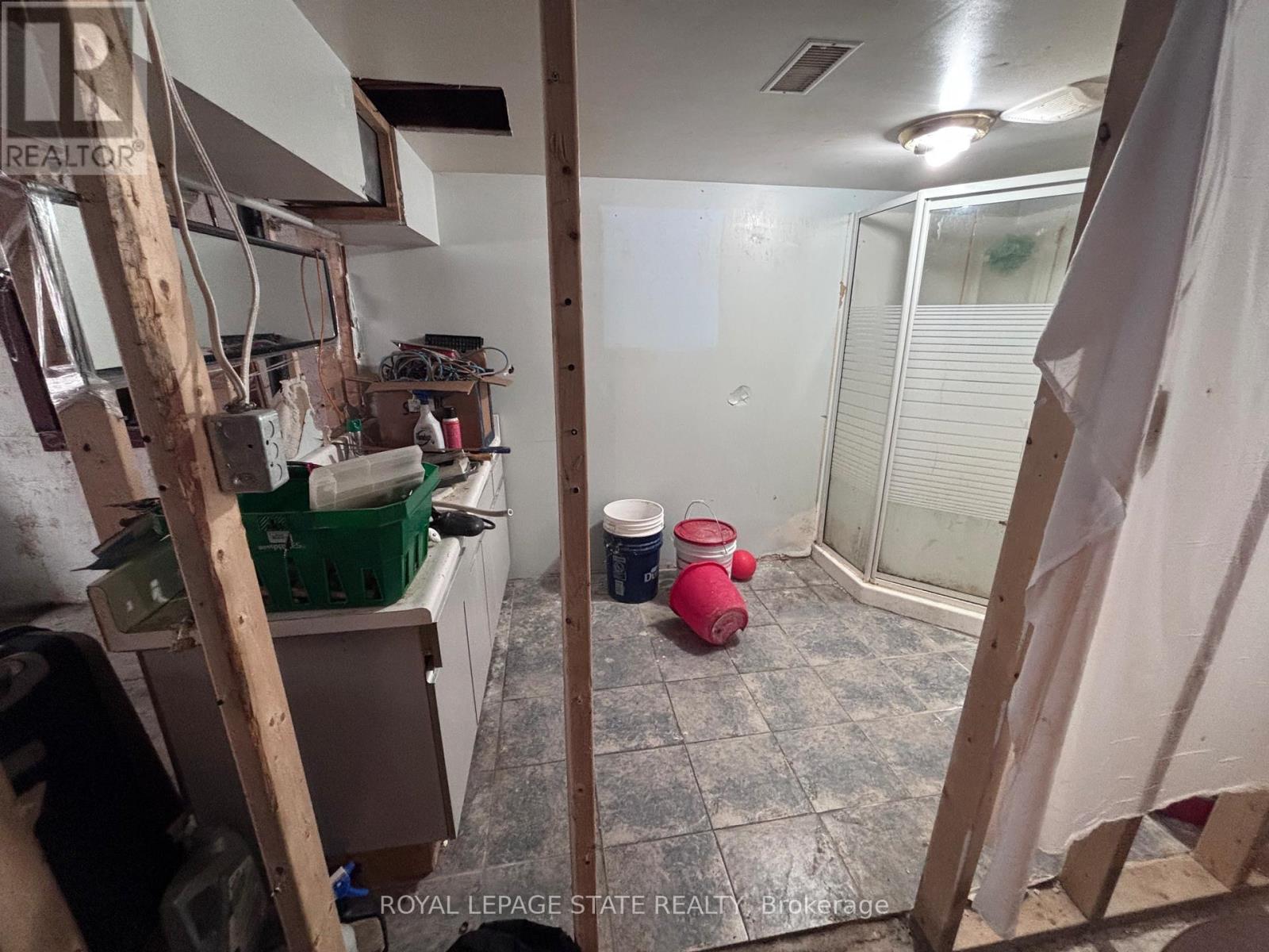 6413 Monroe Street, Niagara Falls, Ontario  L2G 2G9 - Photo 9 - X13475504