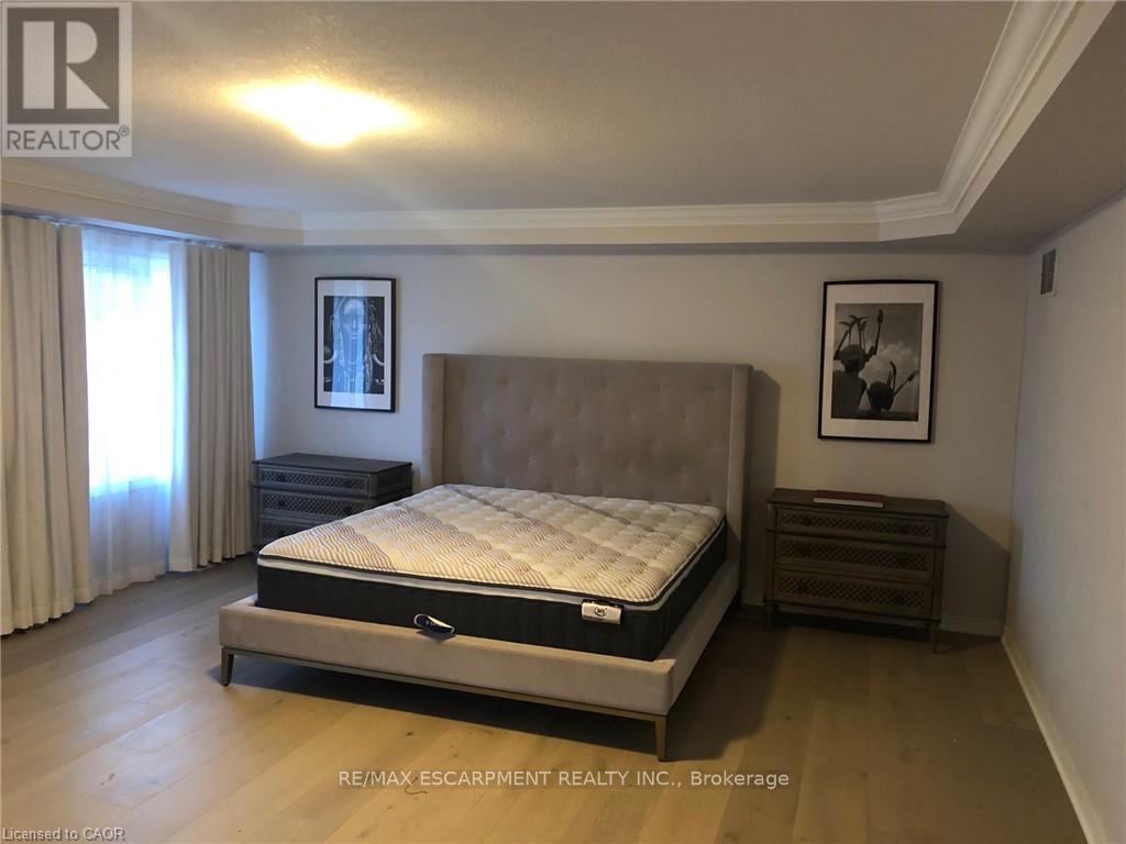 4 Raphael Court, Hamilton, Ontario  L9B 0C7 - Photo 27 - X13475620