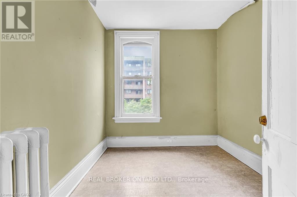 30 Victoria Avenue N, Hamilton, Ontario  L8L 5E1 - Photo 7 - X13475850