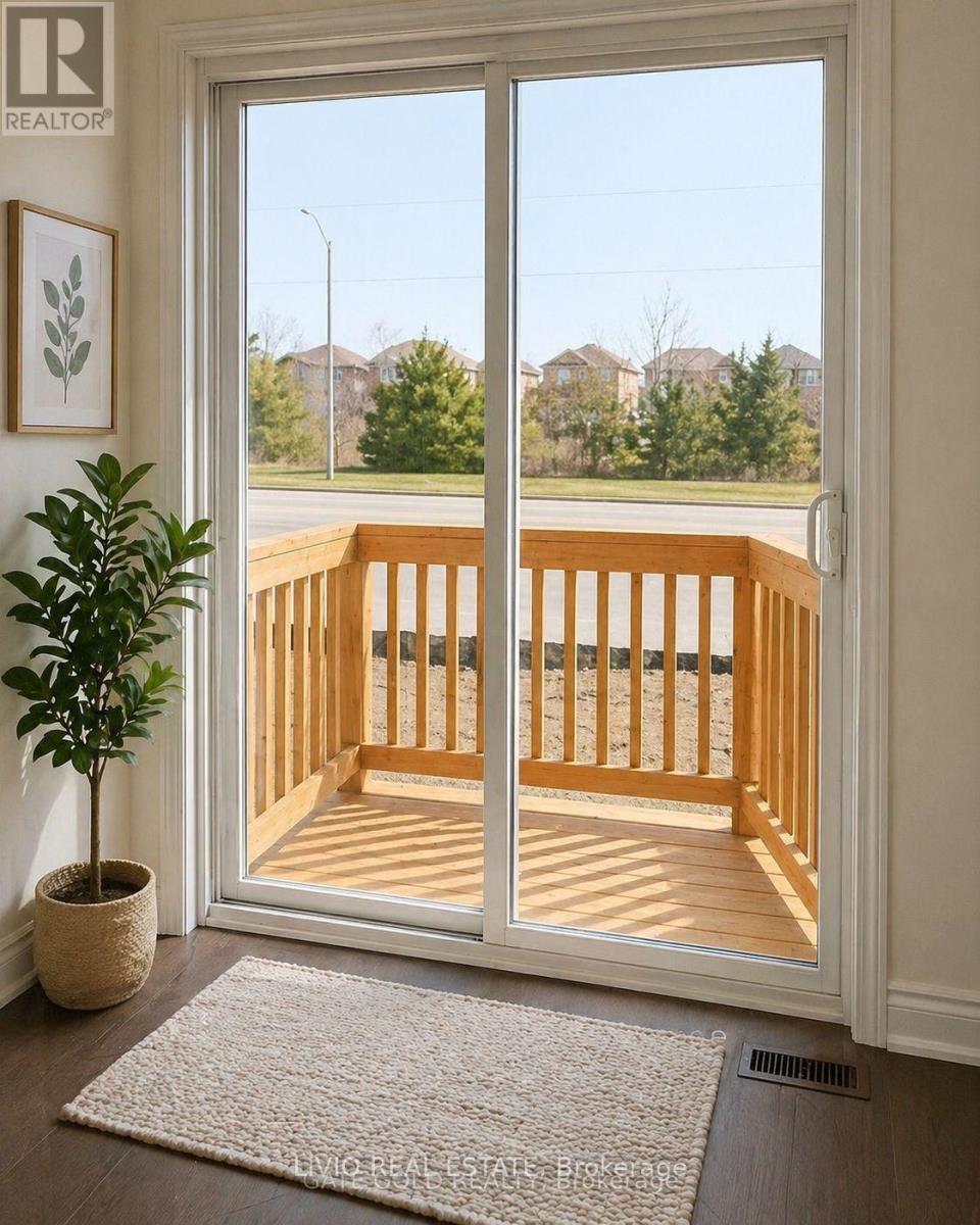 Main Level - 70 Allness Road N, Brampton, Ontario  L7A 3N7 - Photo 3 - W13479948