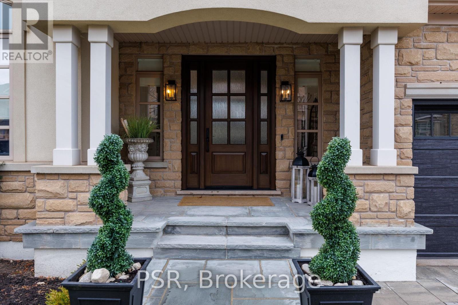 2040 Bingley Crescent, Oakville, Ontario  L6M 0E4 - Photo 3 - W13479960