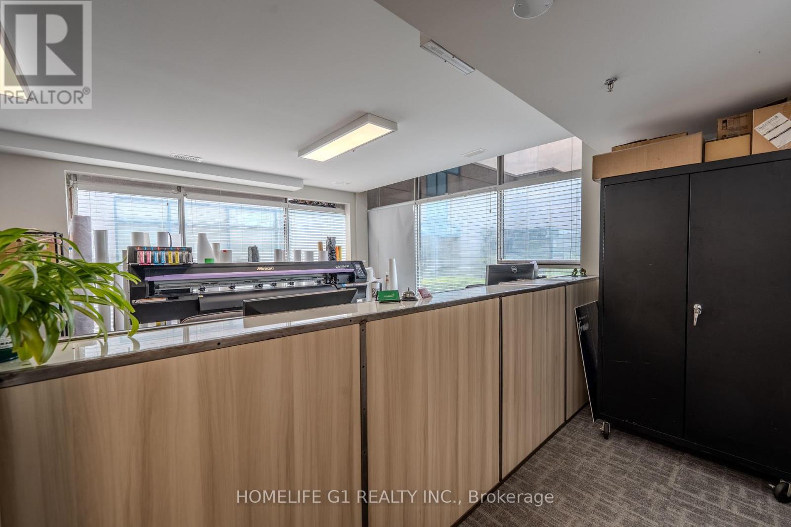 2601- Matheson Boulevard, Mississauga, Ontario  L4W 5A8 - Photo 3 - W13479976
