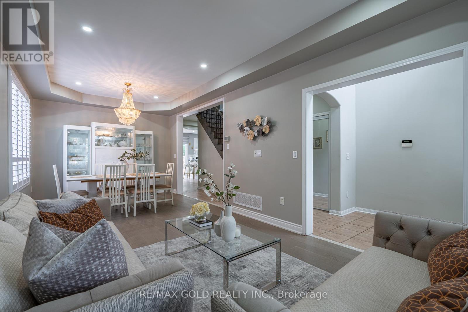 141 Whitwell Drive, Brampton, Ontario  L6P 1L2 - Photo 7 - W13480024