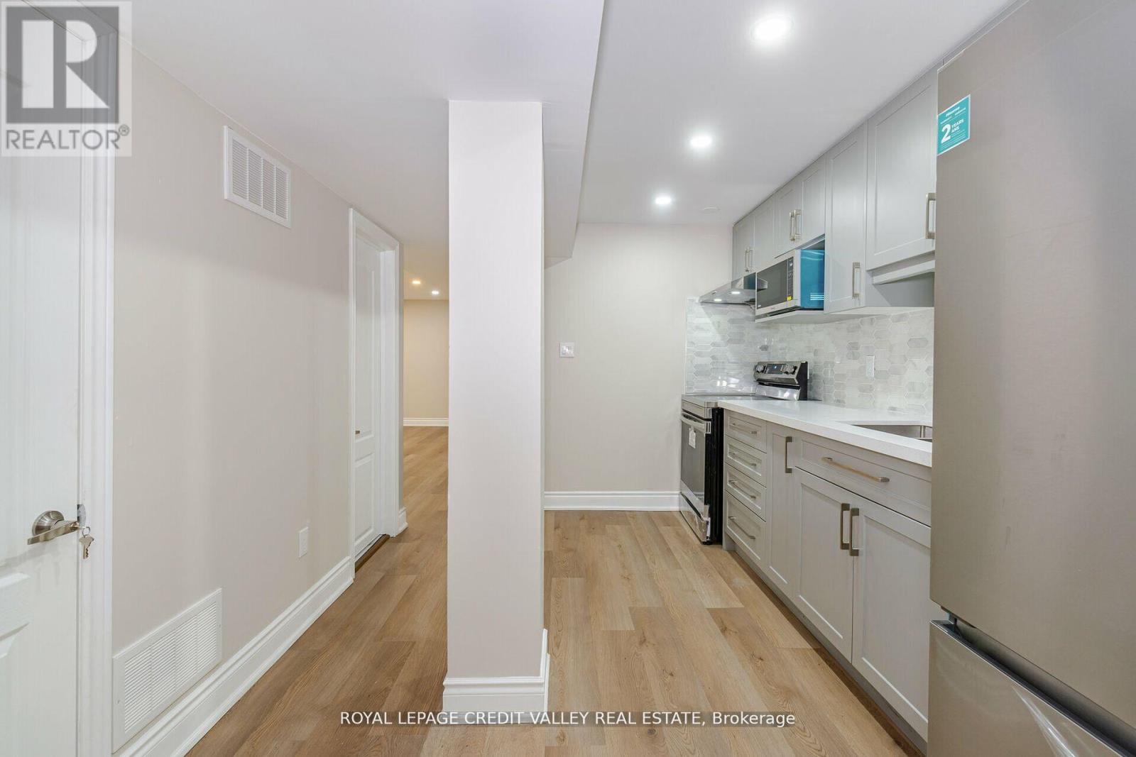 18 Trailhead Crescent, Brampton, Ontario  L6R 3H3 - Photo 13 - W13480046