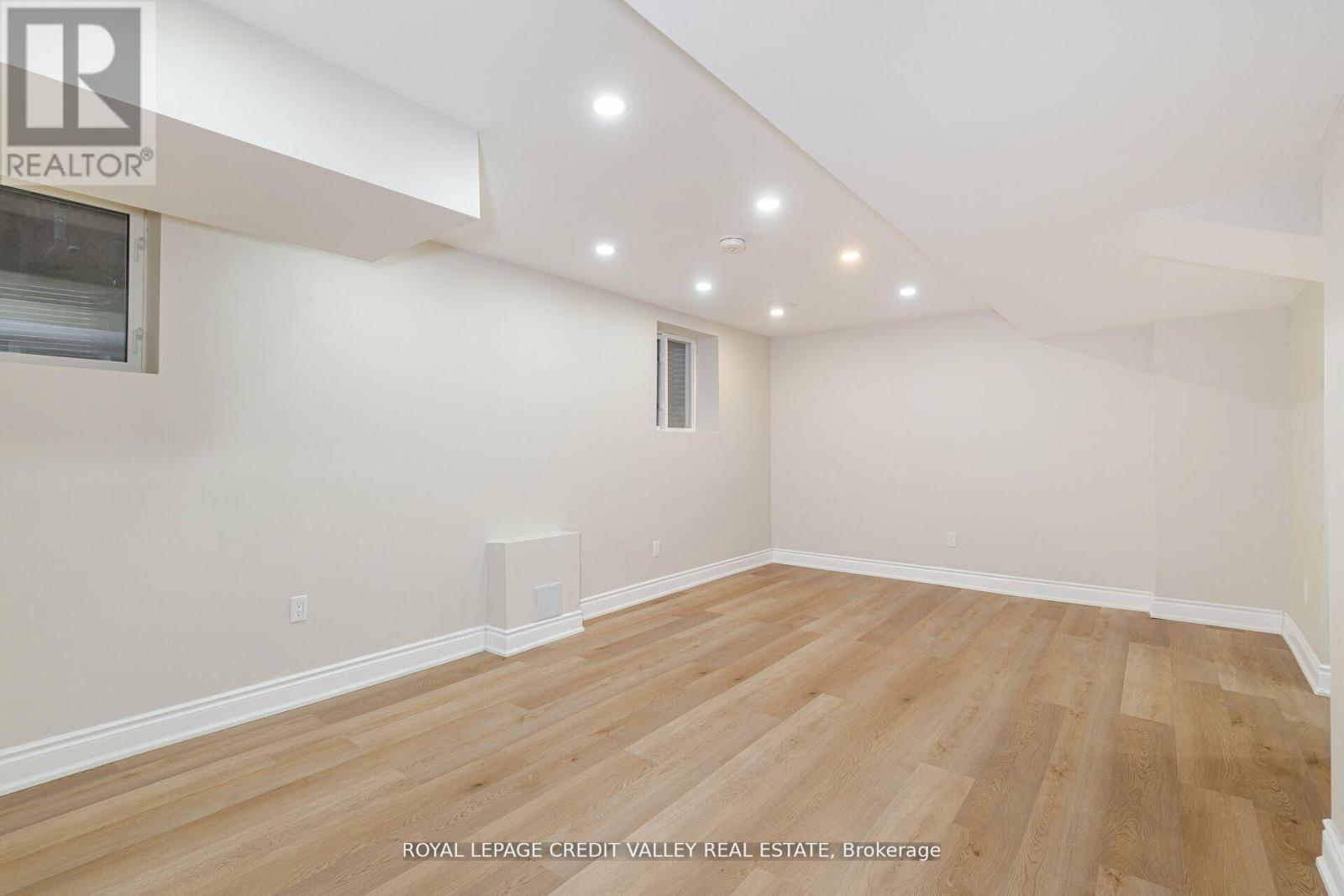 18 Trailhead Crescent, Brampton, Ontario  L6R 3H3 - Photo 15 - W13480046