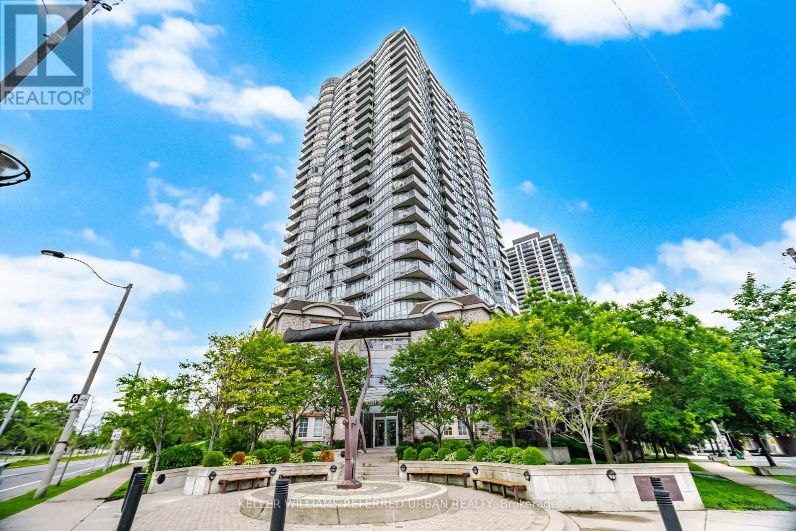 601 - 15 WINDERMERE AVENUE, Toronto, Ontario