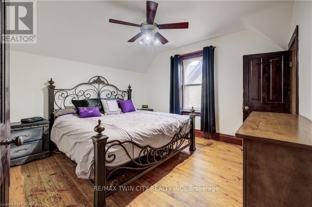 51 Irvin Street, Kitchener, Ontario  N2H 1K7 - Photo 27 - X13476236