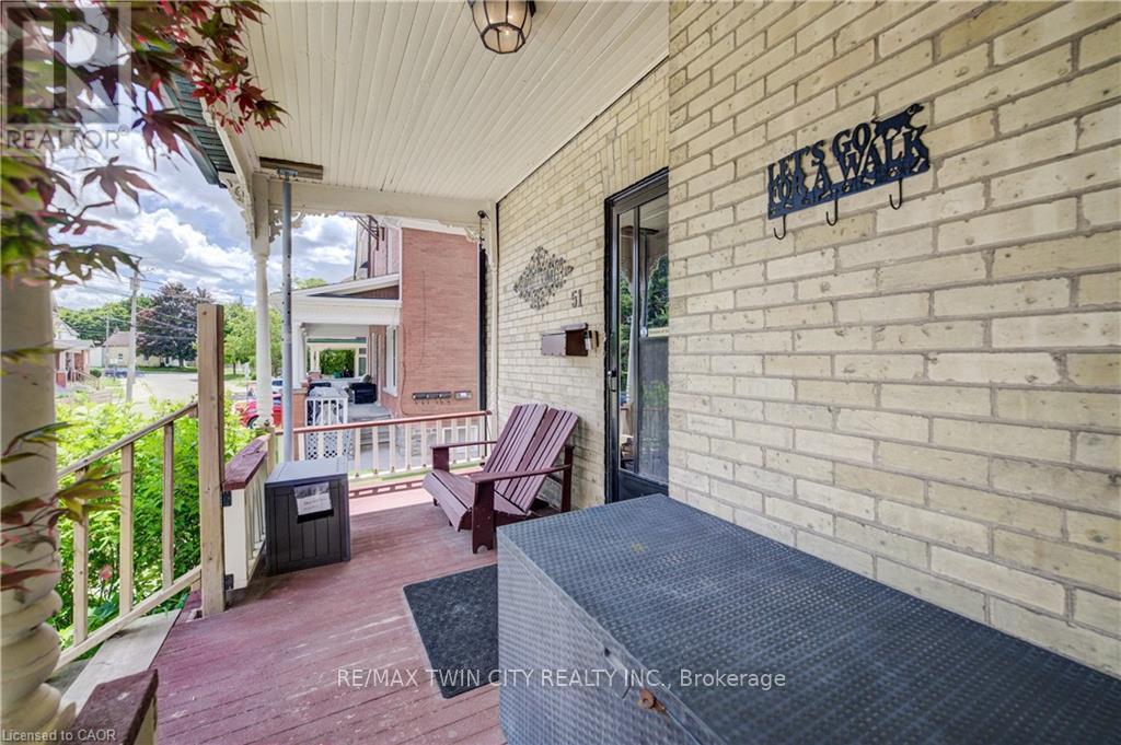 51 Irvin Street, Kitchener, Ontario  N2H 1K7 - Photo 3 - X13476236