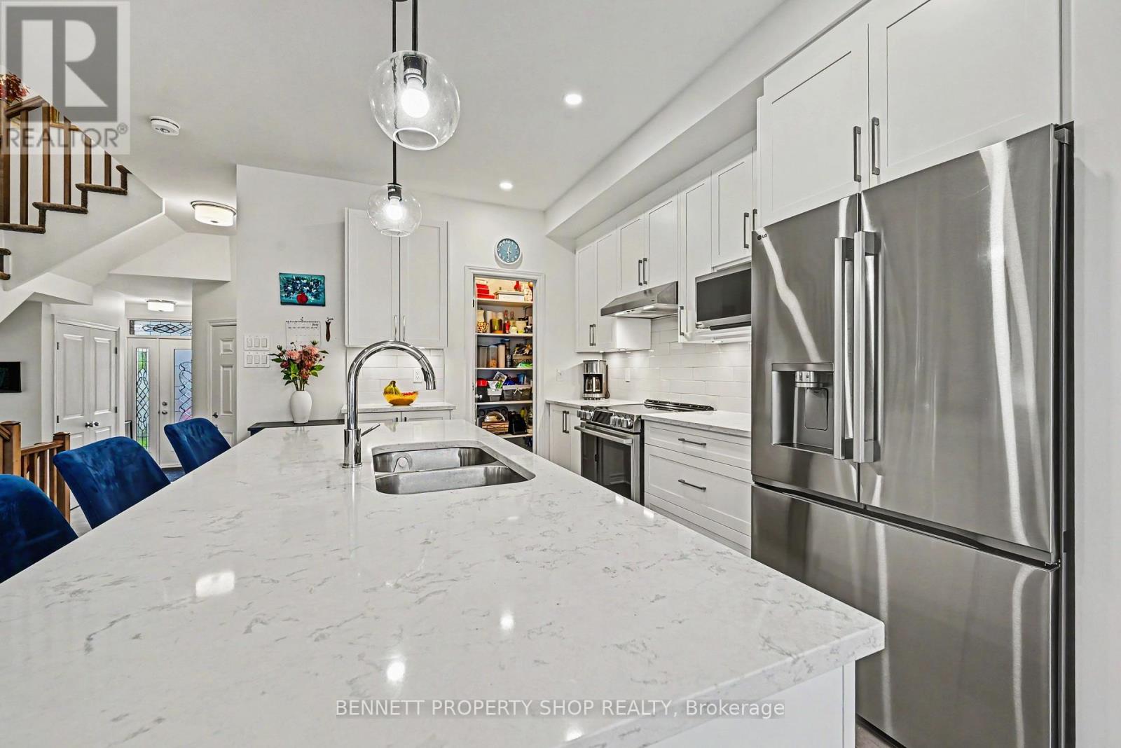 793 Antonio Farley Street, Ottawa, Ontario  K4A 5K1 - Photo 4 - X13463582