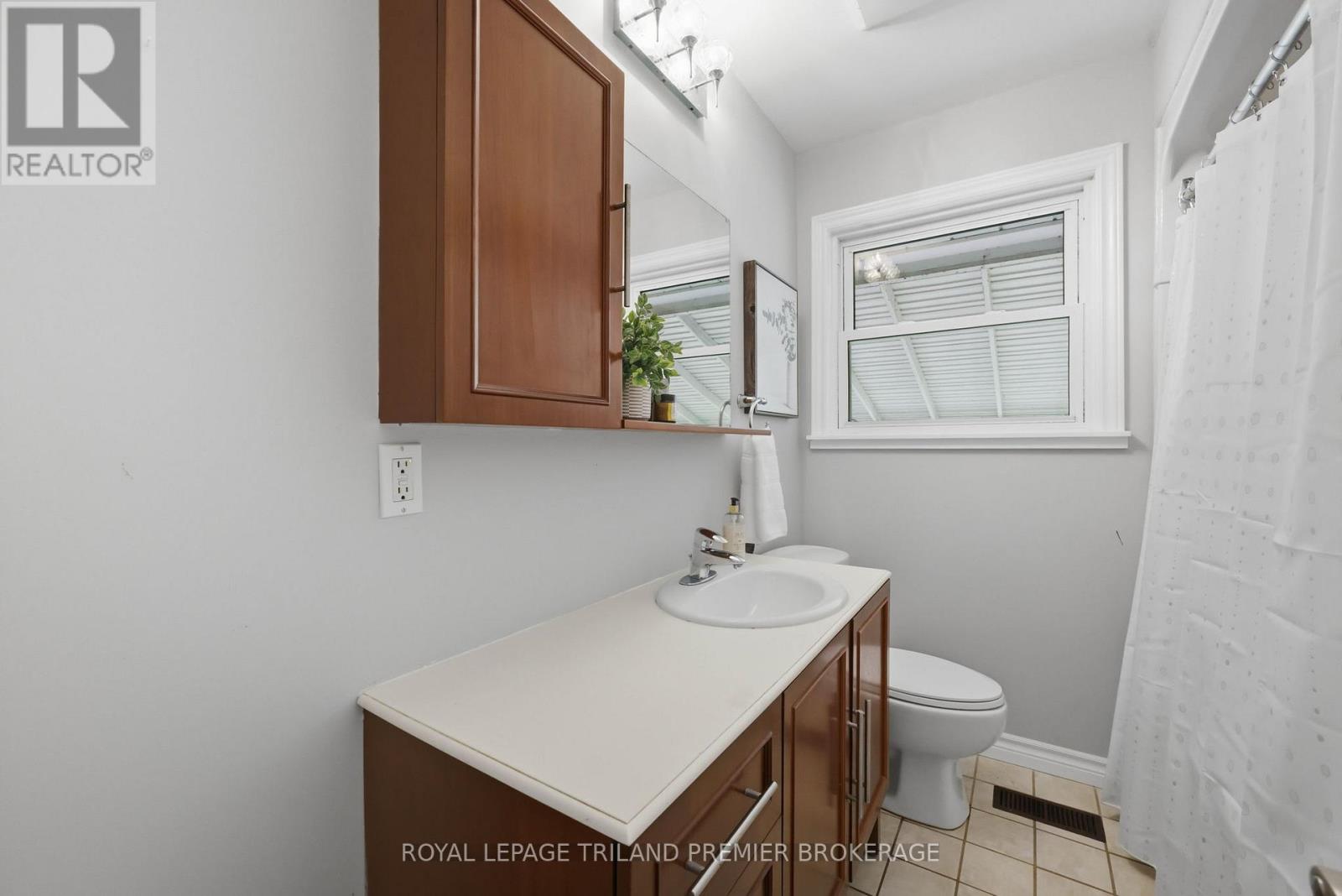 190 Gladman Avenue, London South, Ontario  N6J 1X5 - Photo 19 - X13475124