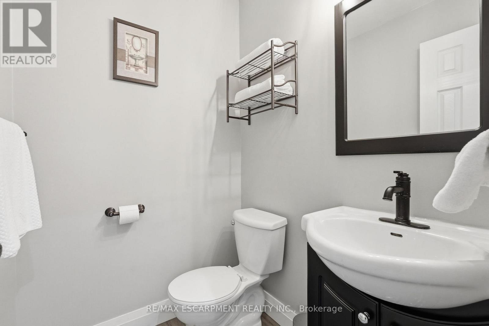 53 Glaceport Avenue, Hamilton, Ontario L9H 7E2 - Photo 19 - X13476394