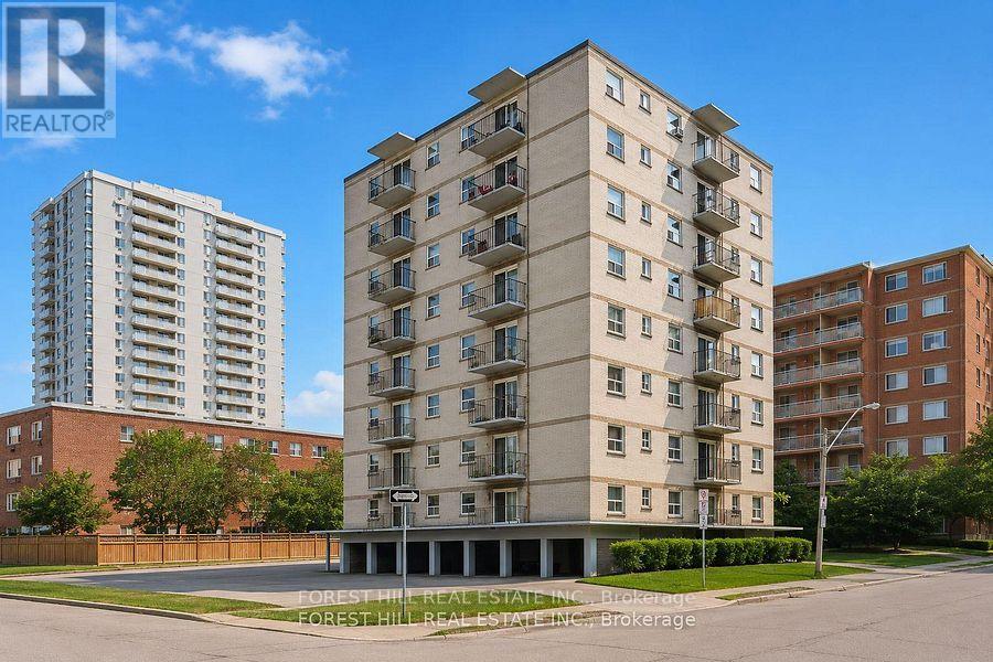 202 - 92 ROBINSON STREET, Hamilton, Ontario