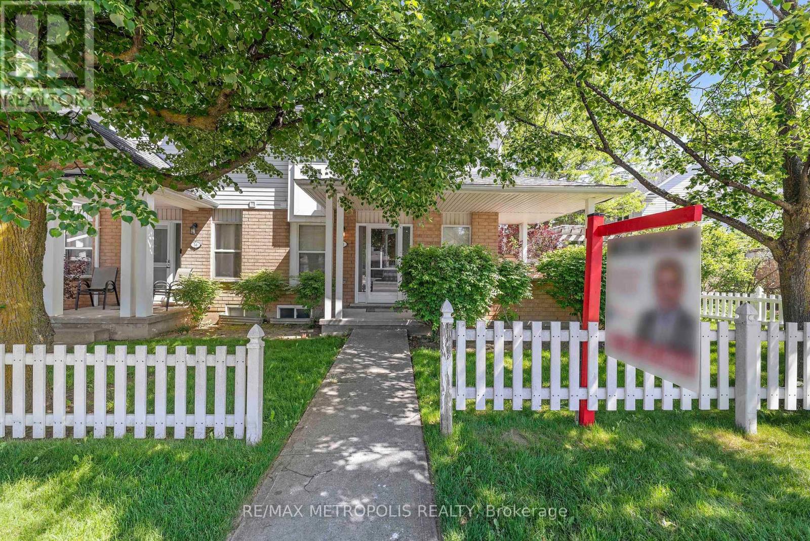 53 - 426 GRANGE ROAD, Guelph, Ontario