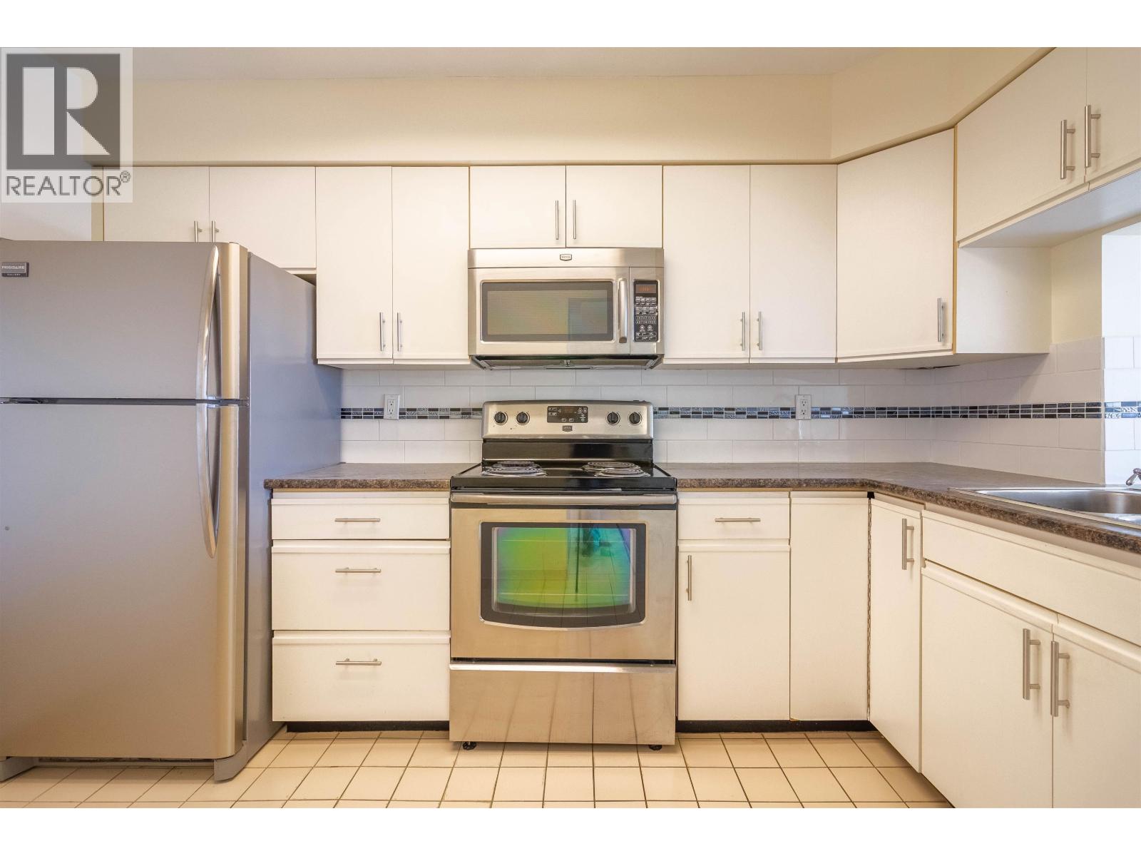 907 6055 Nelson Avenue, Burnaby, British Columbia V5H 4L4 - Photo 8 - R3138891