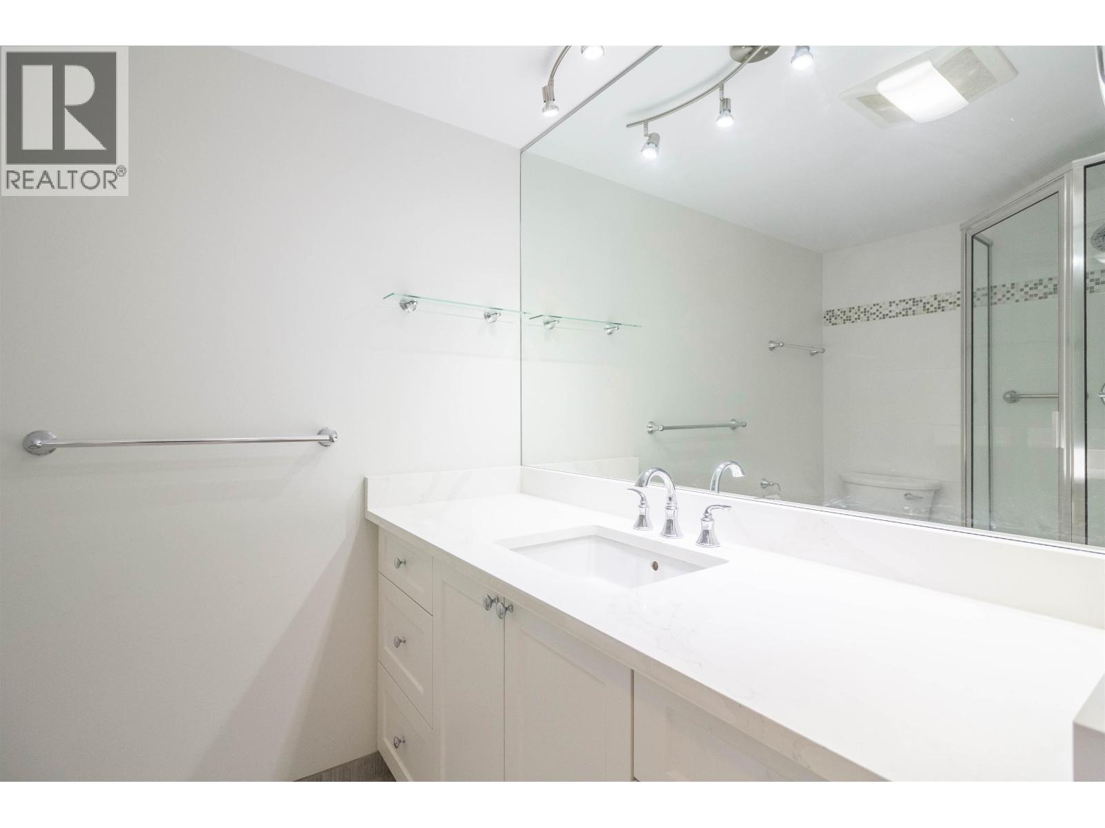 907 6055 Nelson Avenue, Burnaby, British Columbia V5H 4L4 - Photo 14 - R3138891