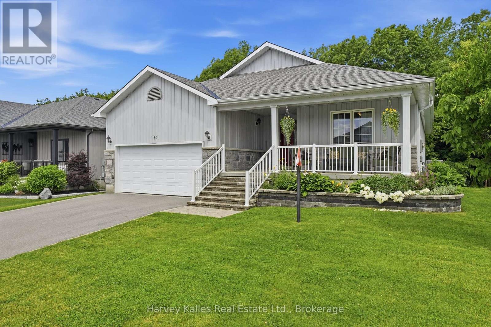 39 CONGER DRIVE, Prince Edward County, Ontario