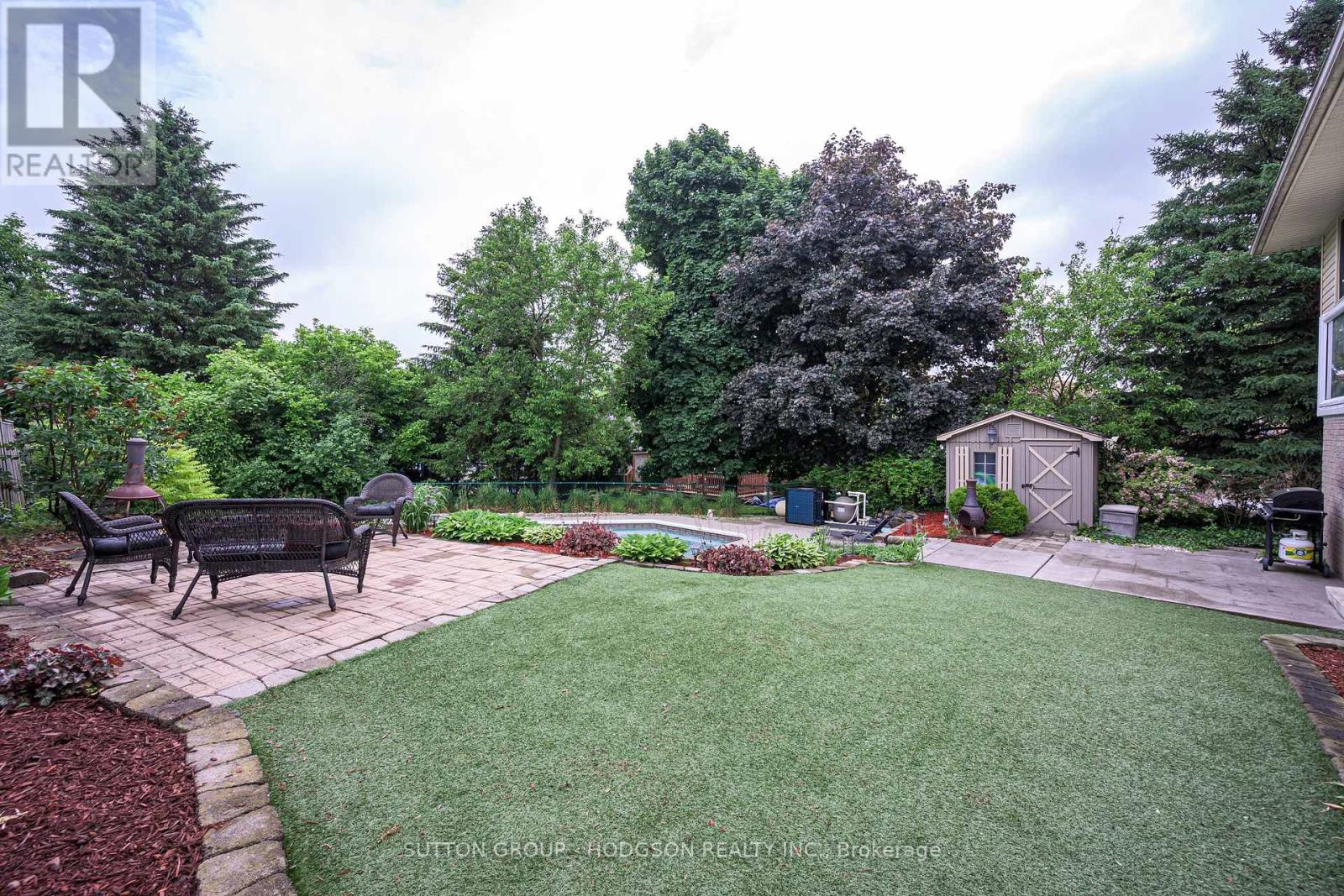 47 FAIRLANE CRESCENT London South (South K) Ontario Canada N6K3E1 3